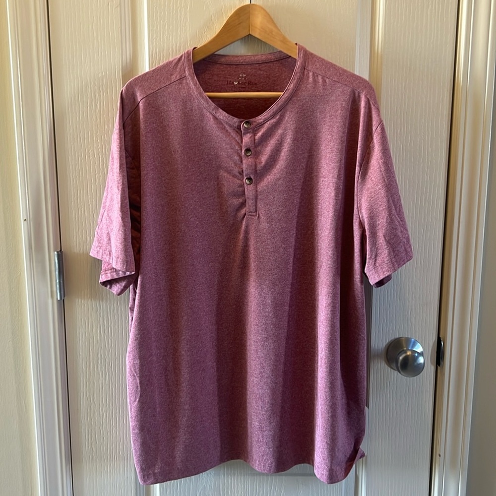Men’s Hawker Rye short sleeve T 
2xl. 94% poly 6% spandex